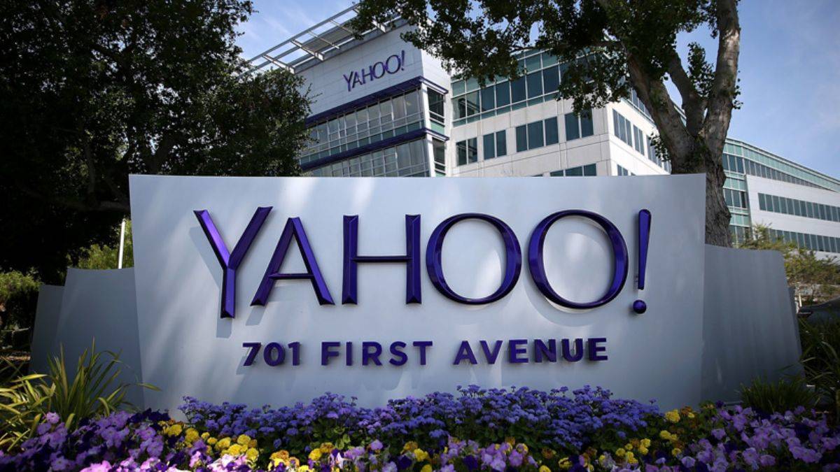 Yahoo Çin'den çekiliyor