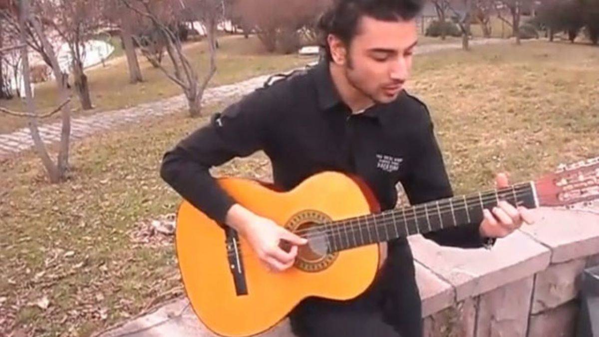 Tacizcilere müdahale etti, bıçaklanarak öldürüldü