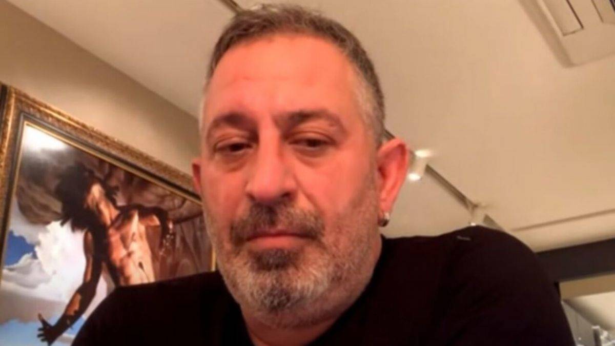 Cem Yılmaz'dan Kavala ve Demirtaş yorumu