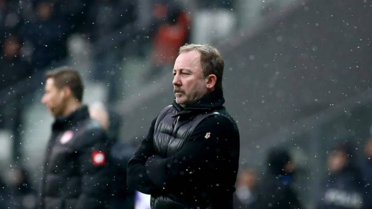 Sergen Yalçın: Kaybedilen maçların sorumlusu benim, oyuncular değil