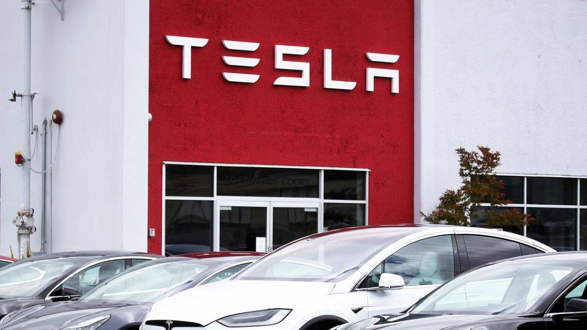 Tesla’dan araç fiyatlarına zam