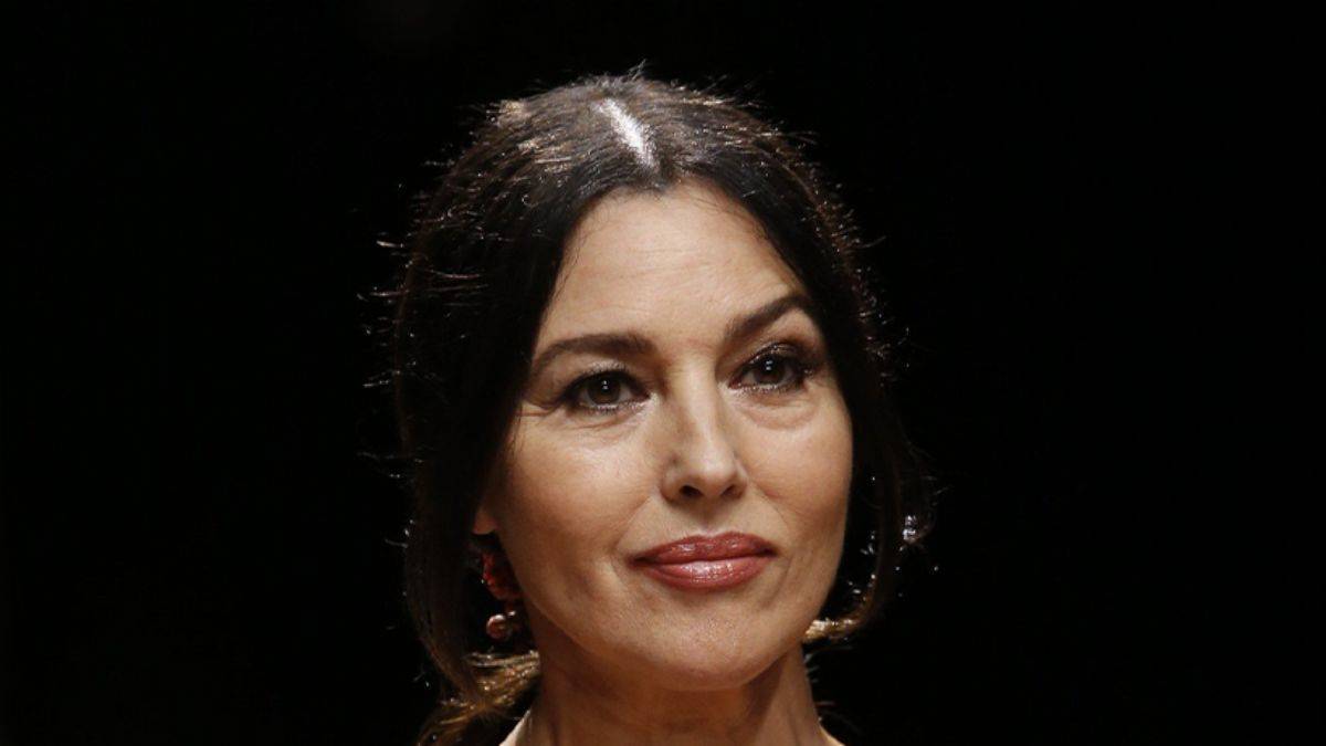 Tüm zamanların en büyüleyici sesi Monica Belluci, Türkiye'de sahne alacak