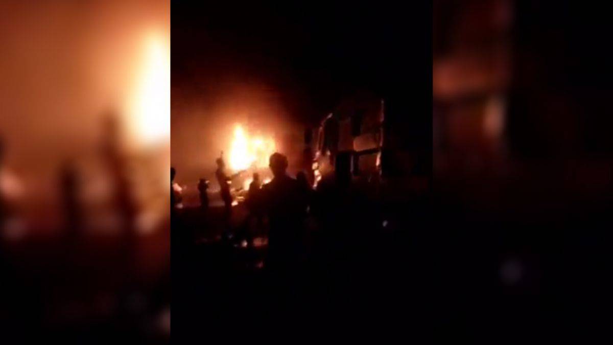 Ülkede facia! Yakıt tankeri patladı, onlarca kişi öldü