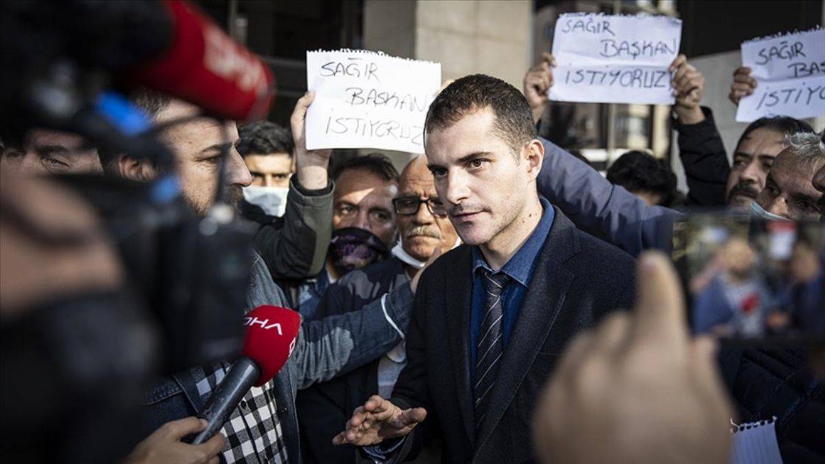 'Federasyona sağır başkan istiyoruz' protestosu