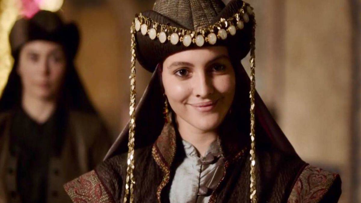 Gevher Hatun Kimdir? Gevher Hatun'u kim oynuyor? Alparslan dizisi Gevher Hatun kimdir?