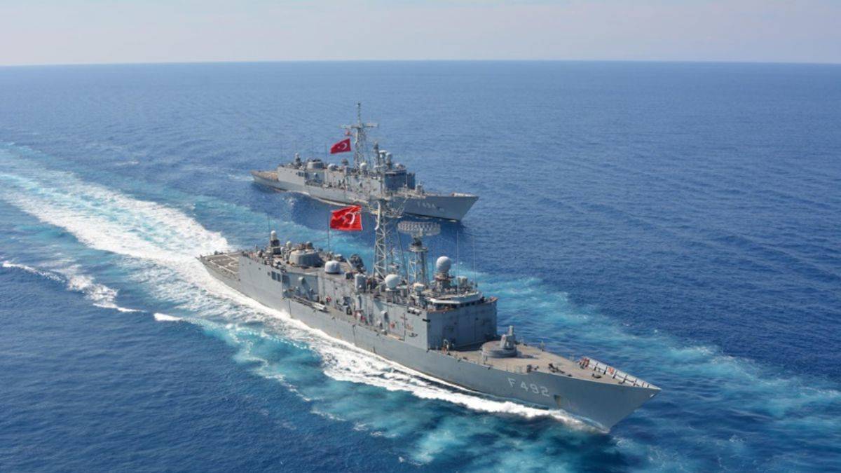 Türk boğazlarında stratejik hamleler