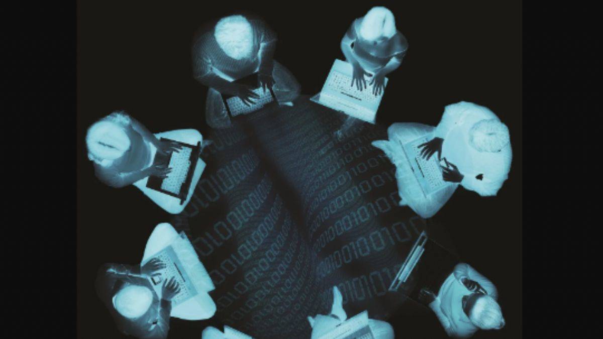 “Demokrat/ilerici tabelası taşıyan siyasal dolmuş yolcuları”