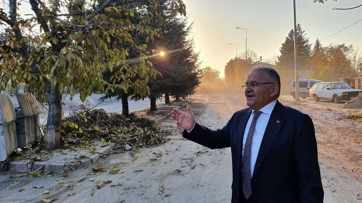 Başkan Büyükkılıç altyapı ve yol çalışmalarını denetledi