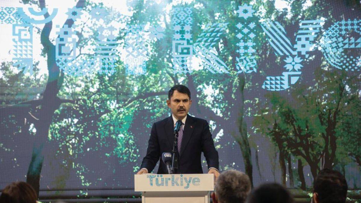 Bakan Kurum: COP 22 Antalya'da düzenlenecek