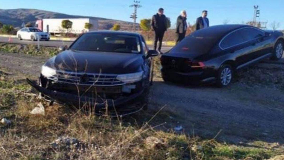 Akşener'in konvoyunda kaza