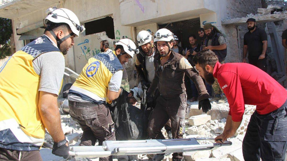 Rus savaş uçakları İdlib'e saldırdı! Ölü ve yaralılar var