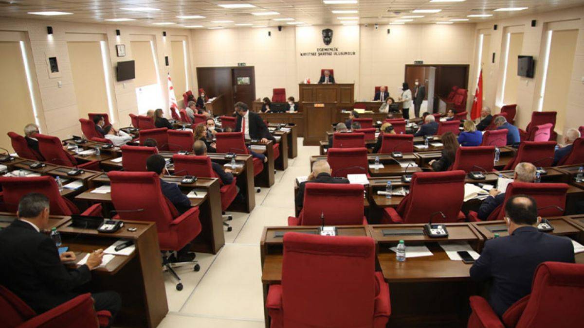 KKTC'de koalisyon hükümeti güvenoyu aldı