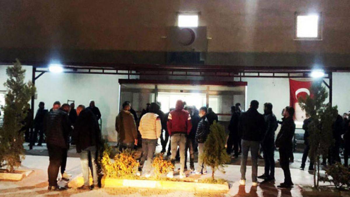 Düğünde 'yan baktın' cinayeti