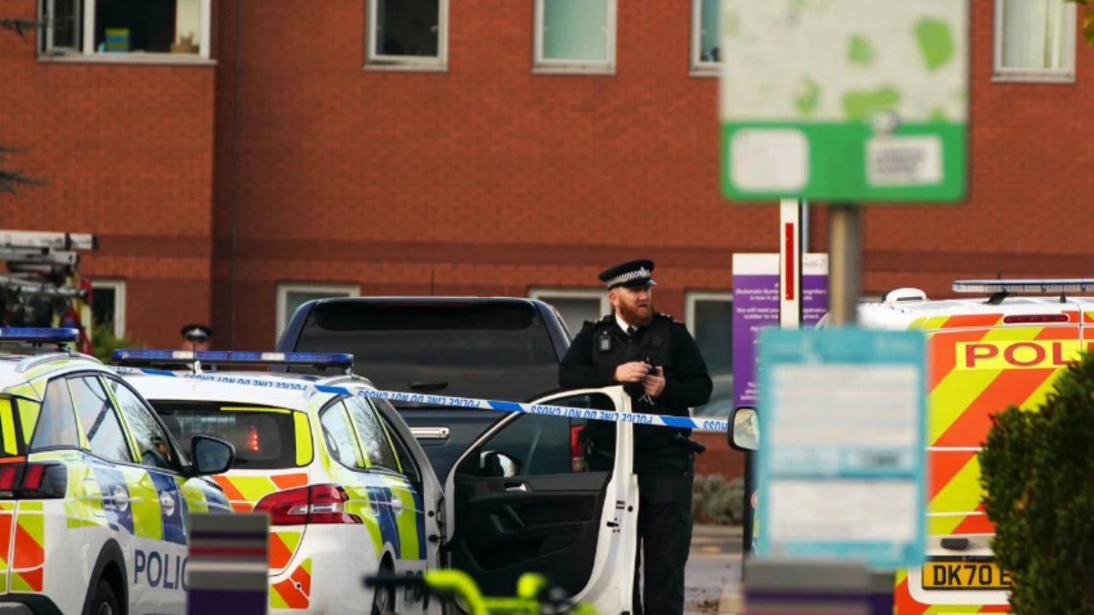 İngiltere'de hastane önünde patlama: 1 ölü