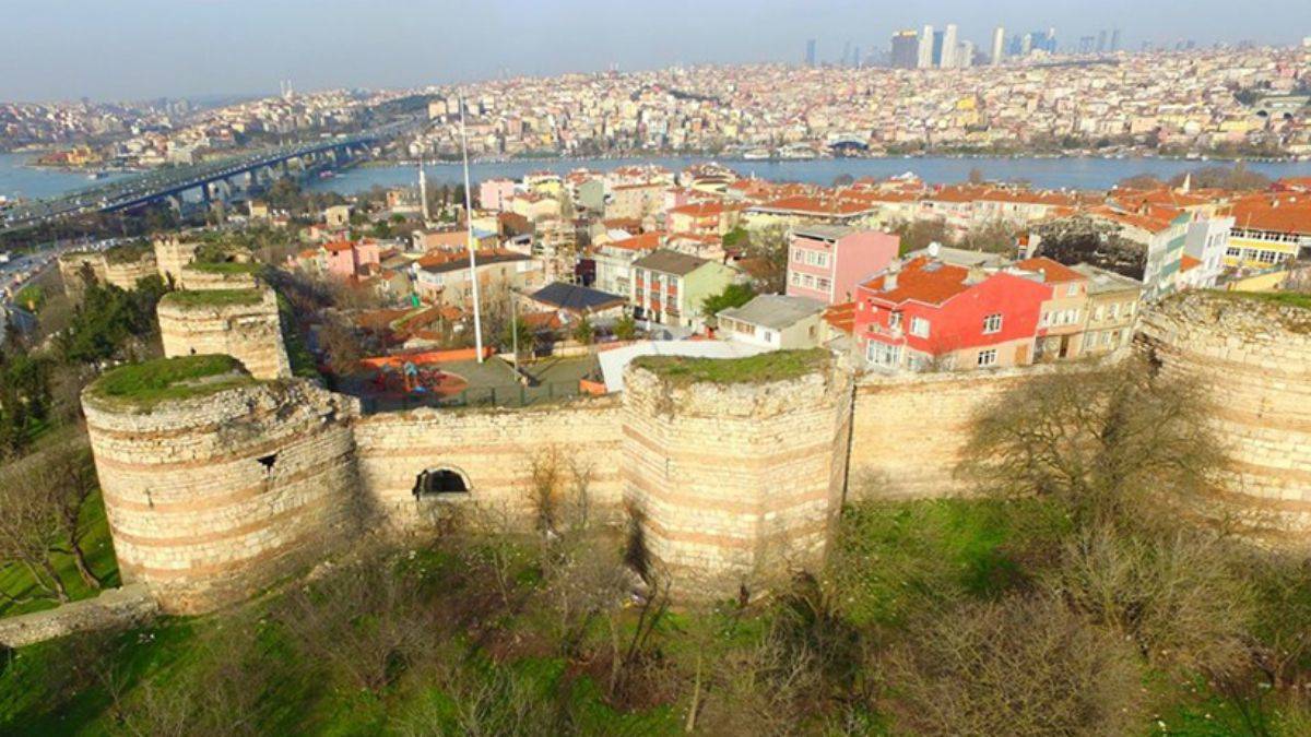 İstanbul Surları'nı her yerden görmek artık mümkün: Tarihi surlar dijitale aktarıldı