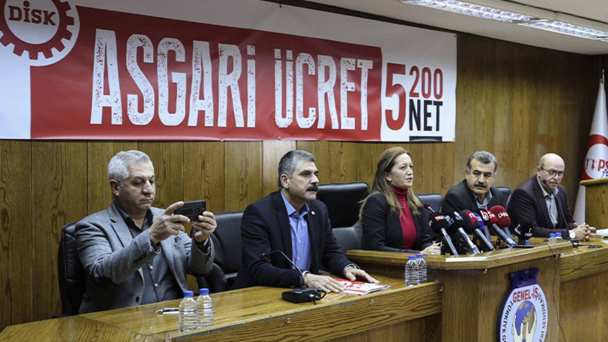 DİSK'ten 5 bin 200 lira asgari ücret talebi