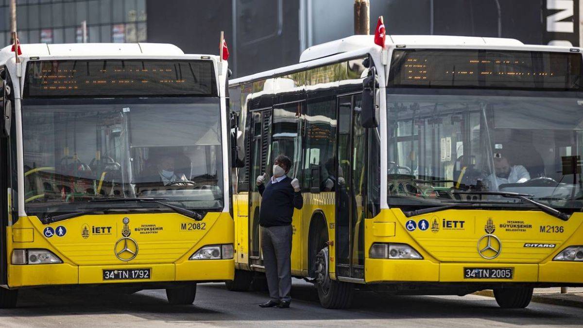 Öğretmenler Günü'nde öğretmenlere otobüs ücretsiz mi? 24 Kasım otobüsler, metro, metrobüs bedava mı indirimli mi?