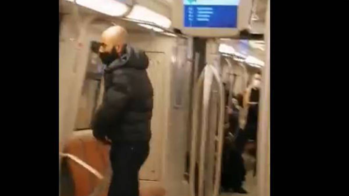 Kadıköy metrosunda dehşet saçan şahıs tutuklandı