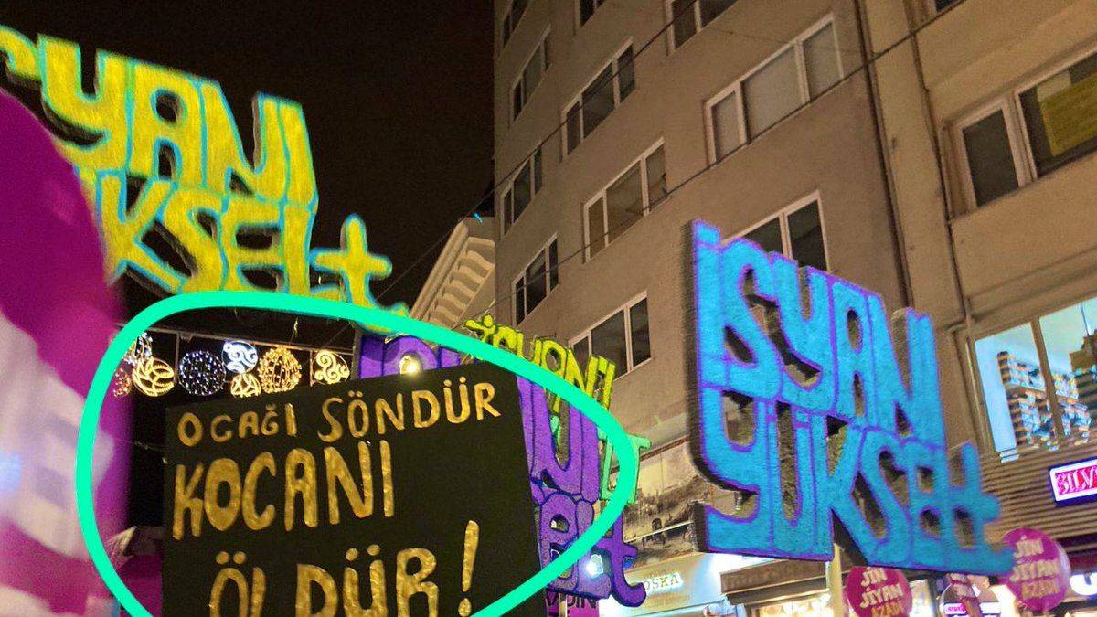 Taksim'de 'Kadın Yürüyüşü': 'Ocağı söndür, kocanı öldür'