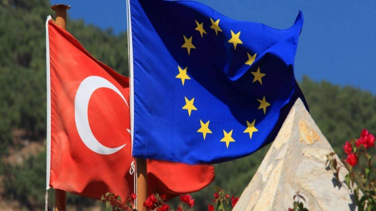 Türk diplomasisinin 'tarihi' mücadelesi