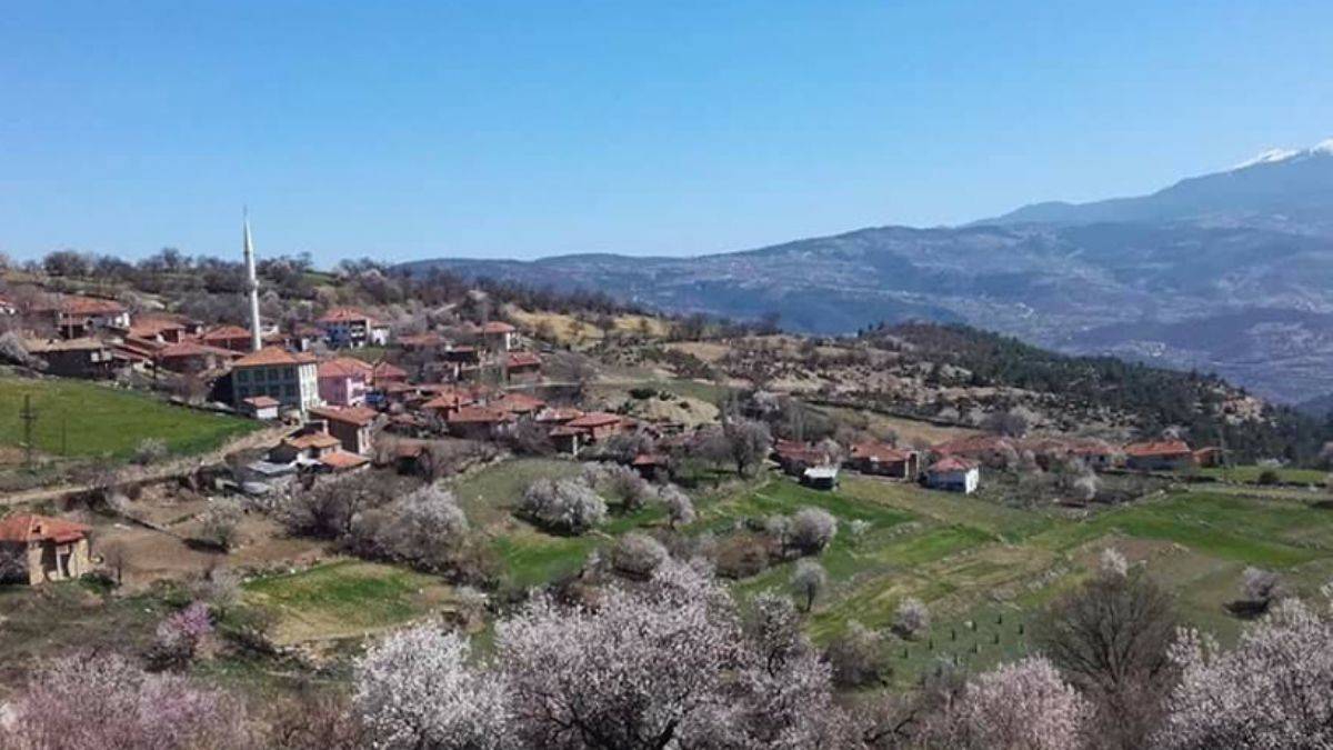 Türkiye'de bir ilk! Köy resmen taşınıyor