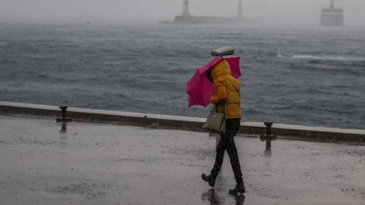 İstanbul'da yarın okullar tatil mi? İstanbul'da 3 Aralık Cuma okullar tatil edilir mi?