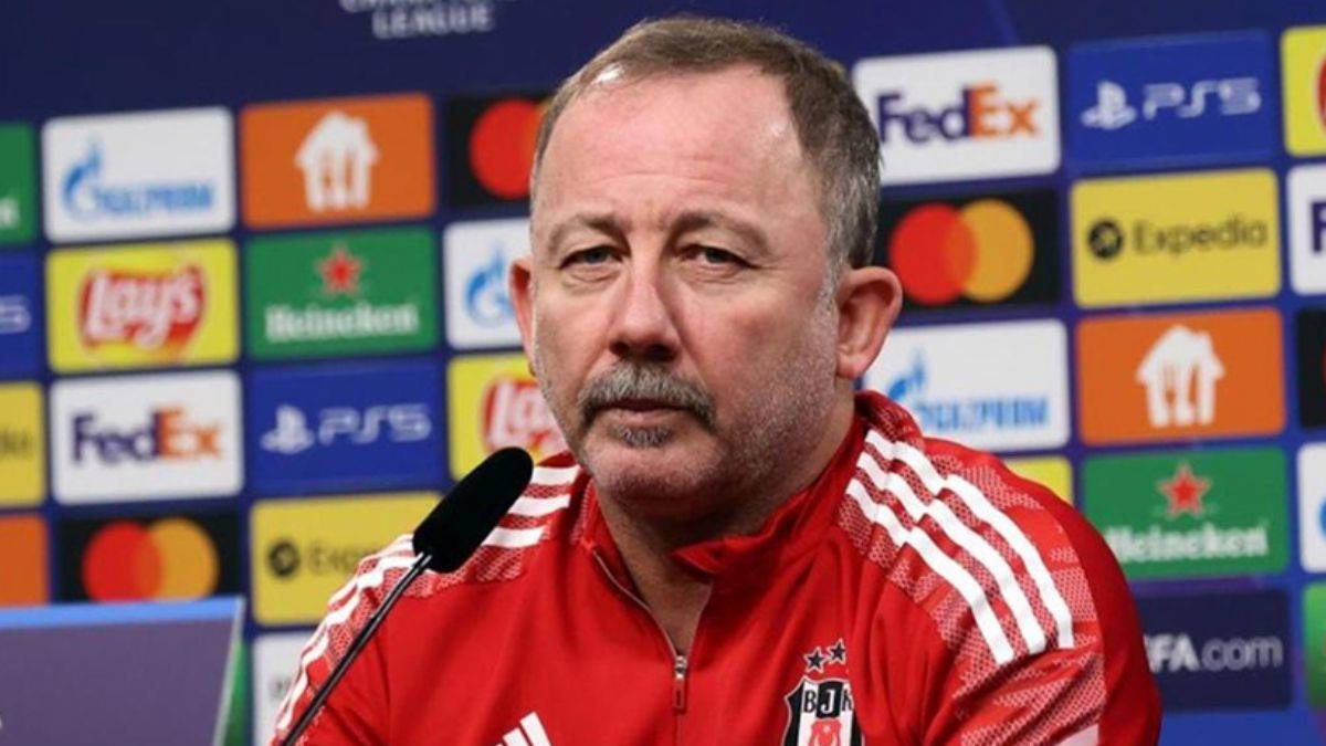 Beşiktaş'ta Sergen Yalçın istifa etti