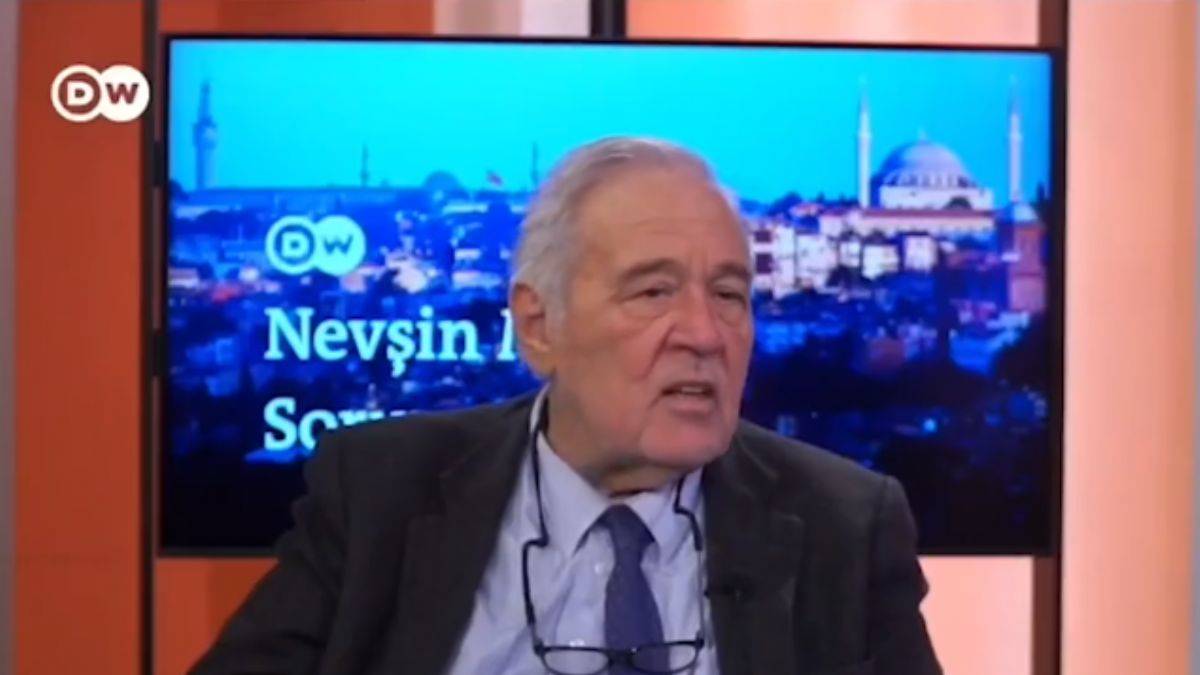 Alman kanalı DW'de Almanlara ayar verdi!