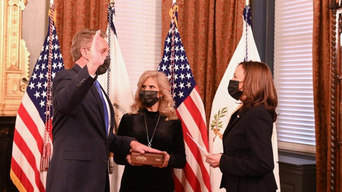 ABD'nin yeni Ankara Büyükelçisi Flake yemin etti