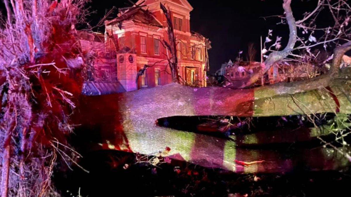 ABD’de hortum faciası: En az 50 ölü