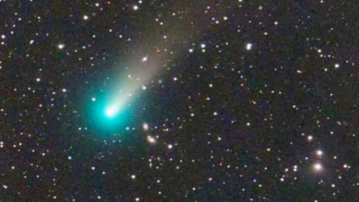 Büyüleyici kuyrukluyıldız Leonard bu hafta sonu çıplak gözle görülebilecek