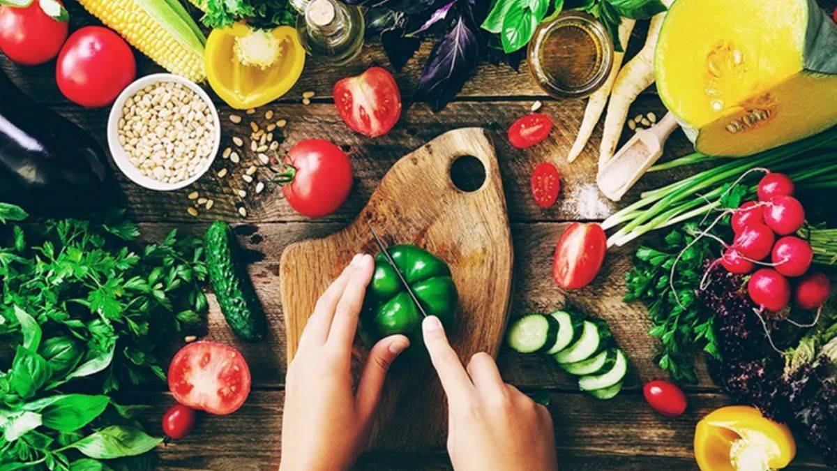 Hangi mevsimde hangi meyve sebzeyi tüketmeliyiz?