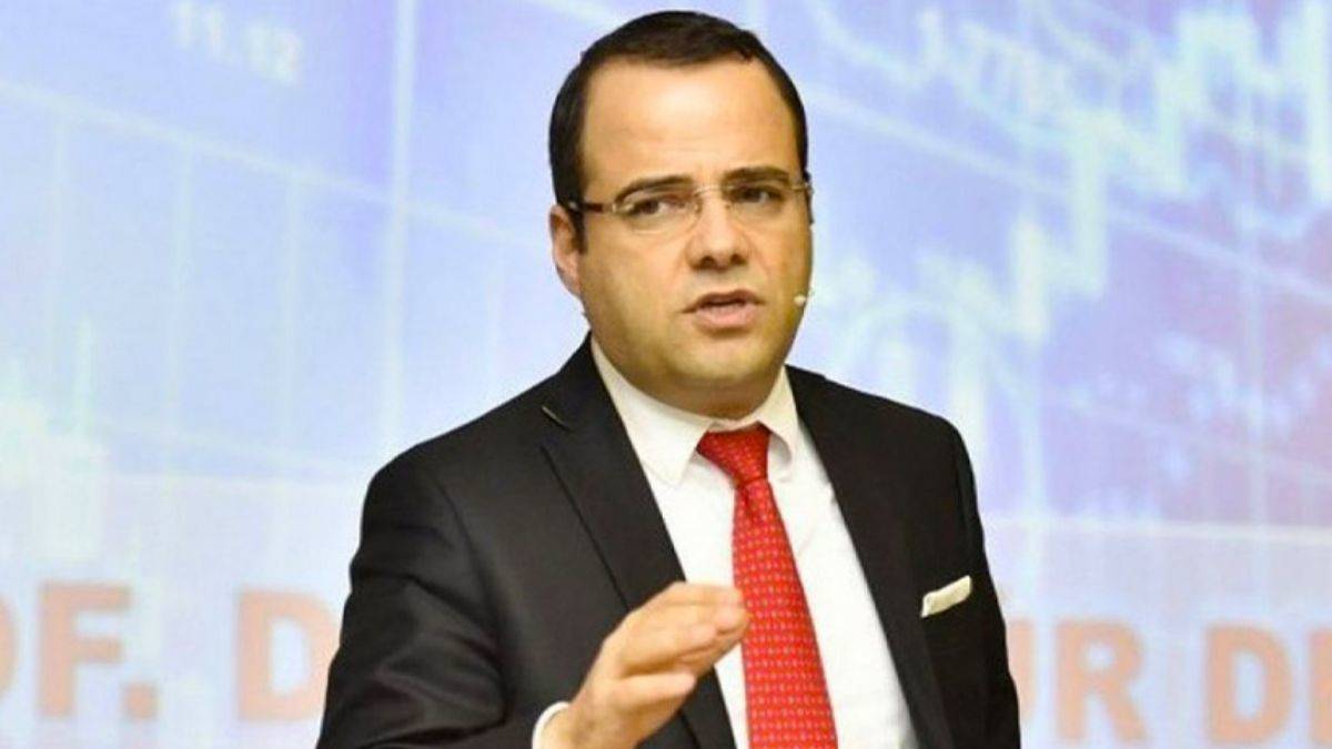 Prof. Demirtaş'ın asgari ücretle ilgili sözleri canlı yayında gerginliğe yol açtı