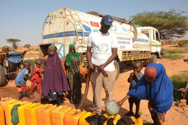Somali'deki kuraklık 2.8 milyon kişiyi etkiledi