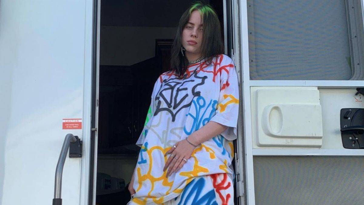 Billie Eilish, bol kıyafet giyme sebebini açıkladı