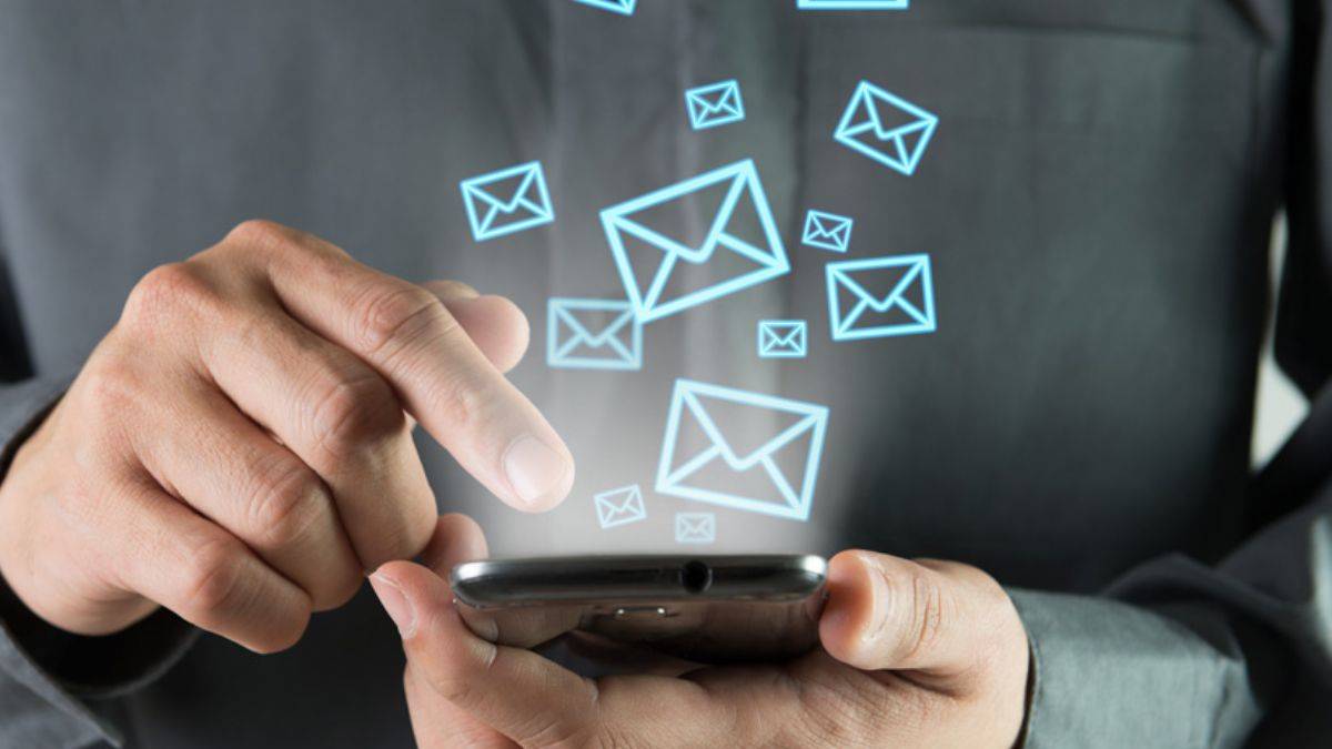 İlk telefon mesajının NFT’si satışa çıkıyor