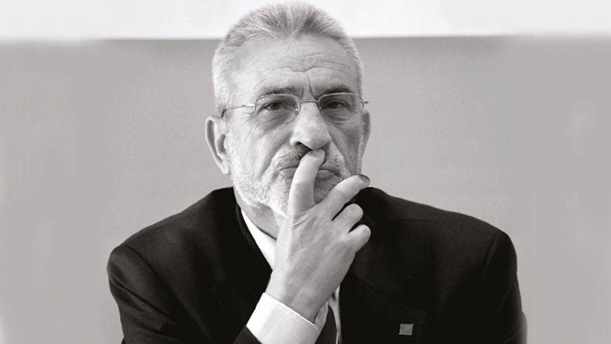 İsmet Özel: Vatan derdi bizi, biz Türkleri bir millet haline getirdi