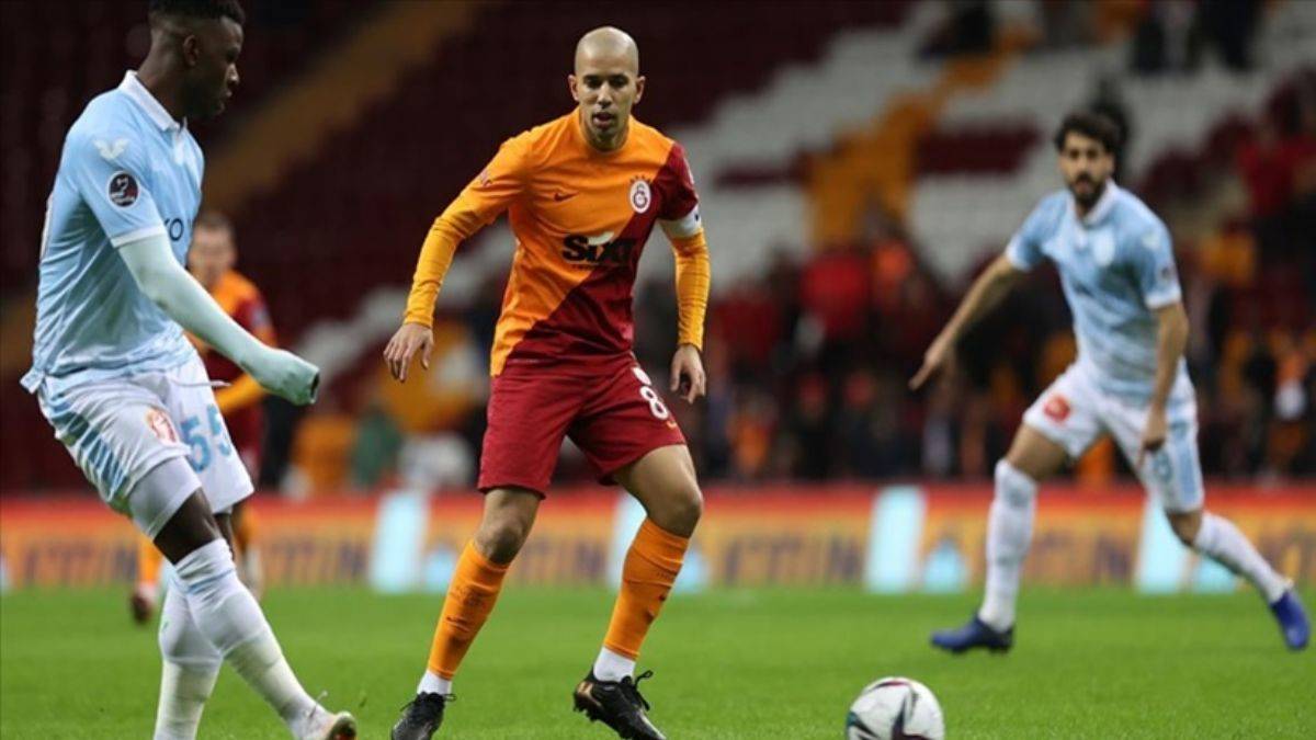 Galatasaray-Medipol Başakşehir maçı kaç kaç bitti? Maçta kim kırmızı kart gördü?