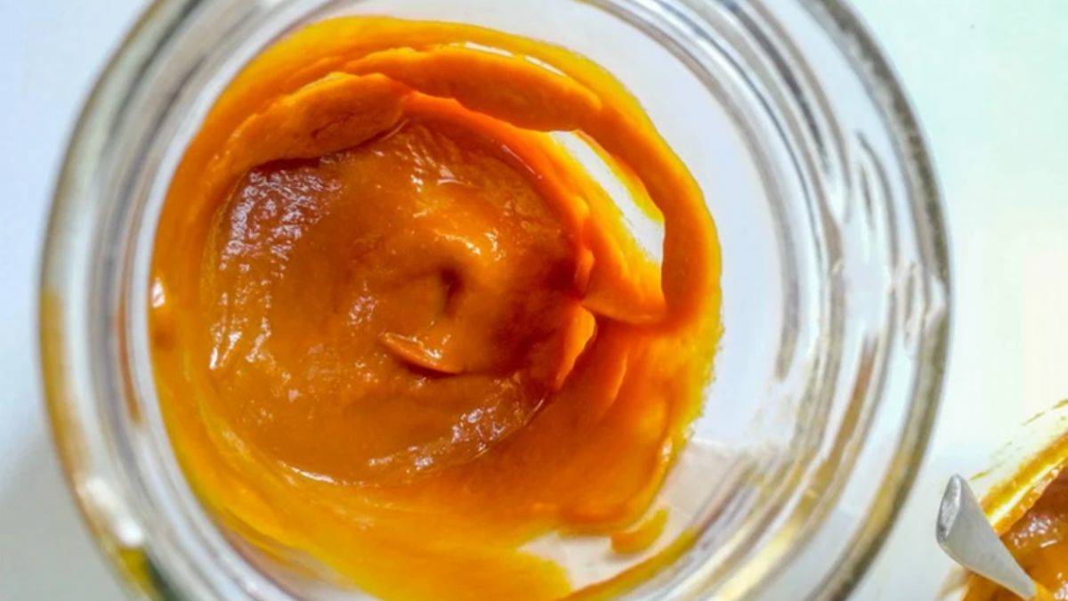 Yüzünüzdeki tüylerden zerdeçal ile kurtulun!