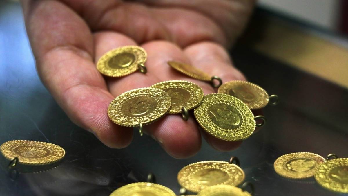 Altın ne kadar oldu? Altın yükseldi mi? Gram altın düşer mi, yükselir mi?