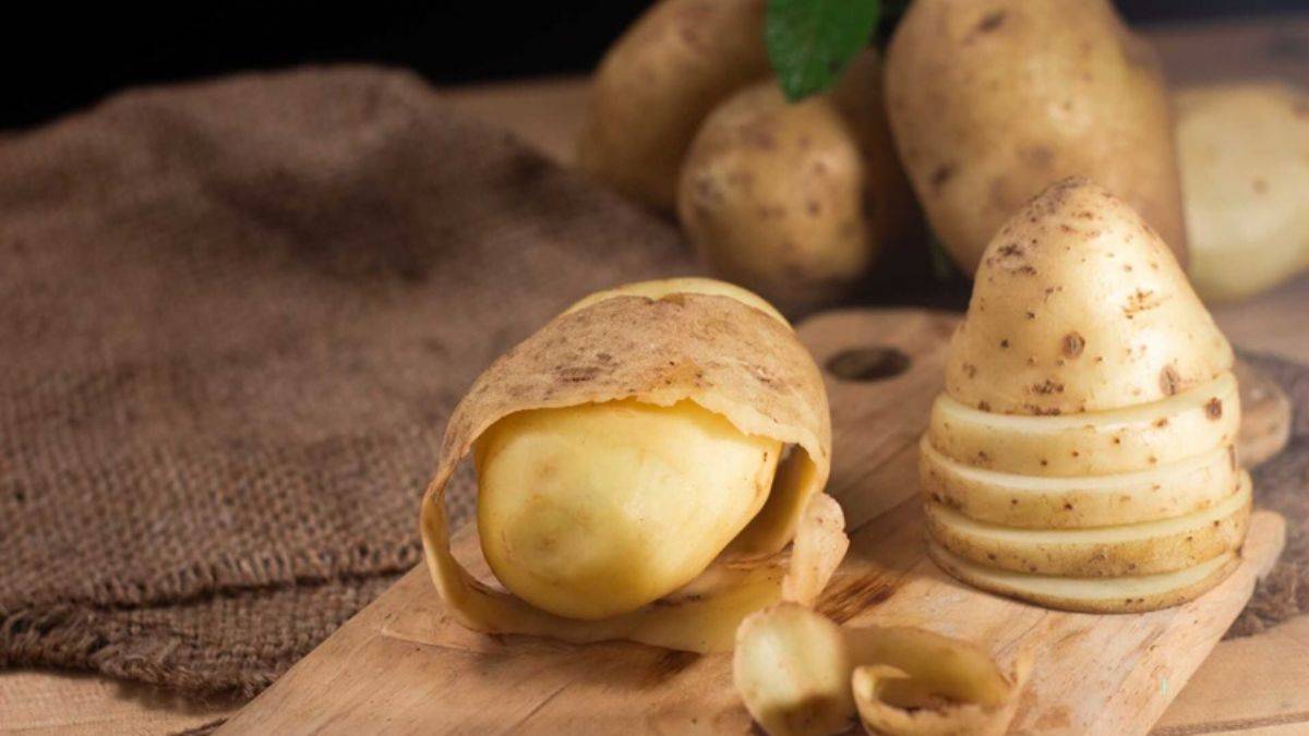 Patates kabuğunu gözünüzün altına koyarsanız...