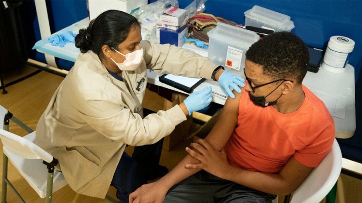 Hatırlatıcı doz aşısını olana 100 dolar verilecek