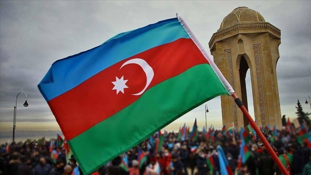 Azerbaycan, Fransa'ya nota verdi