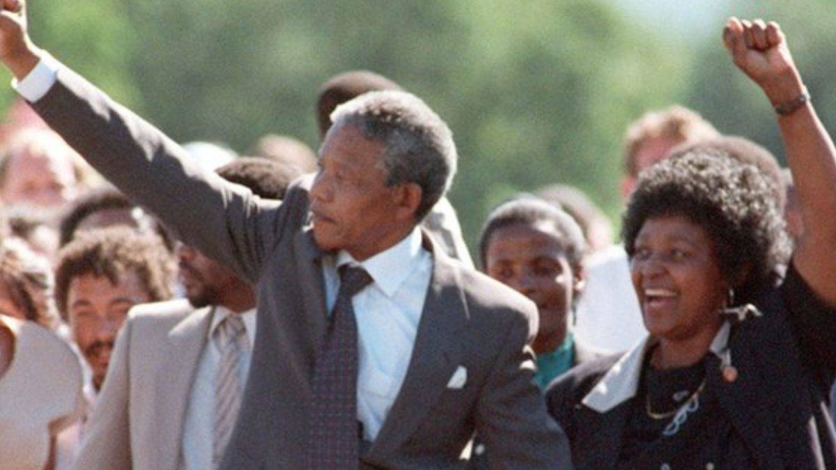 Mandela’nın hücre anahtarı müzayedesinin durdurulması istendi