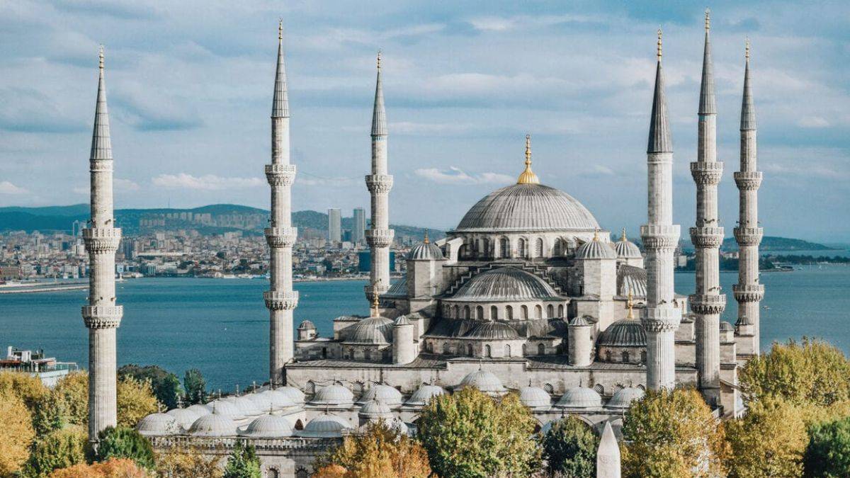 istanbul namaz vakitleri 25 aralik 2021 cumartesi ile 24 ocak 2022 pazartesi timeturk haber