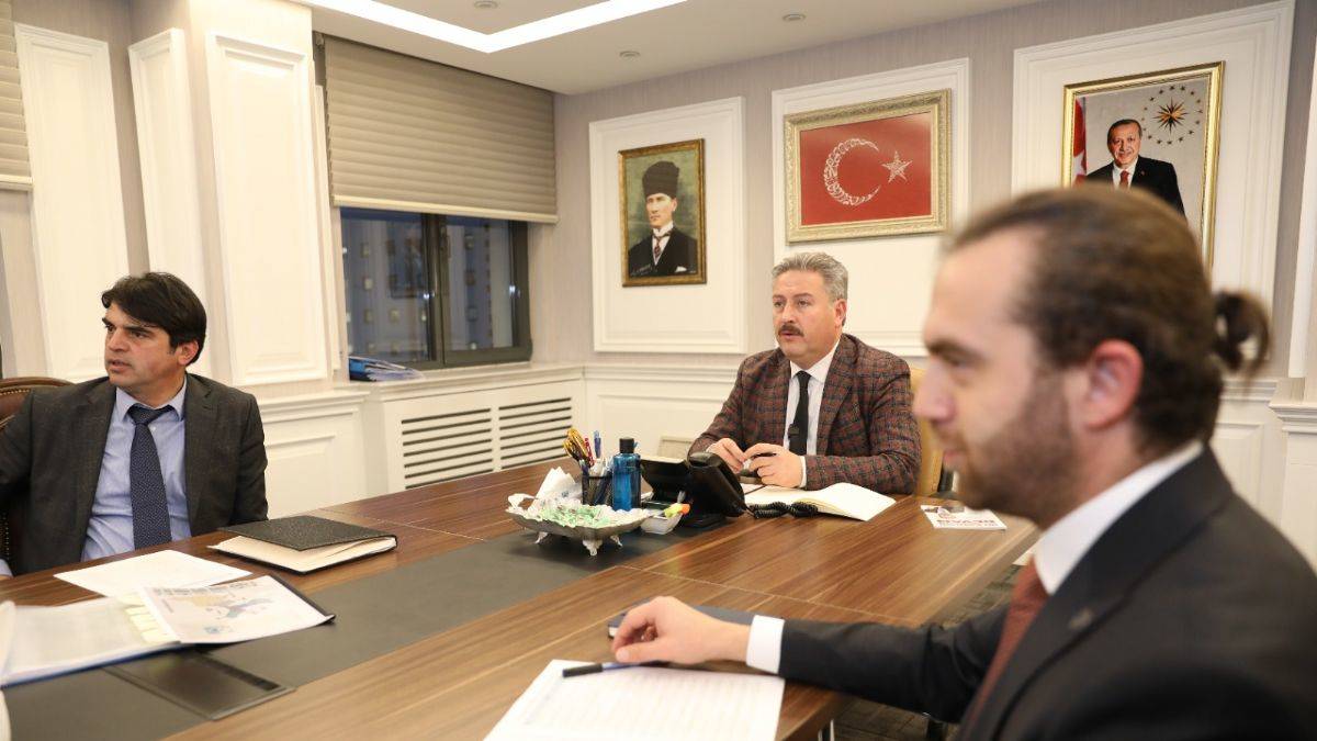 Melikgazi, en iyi hizmeti sunmak için gece gündüz çalışıyor