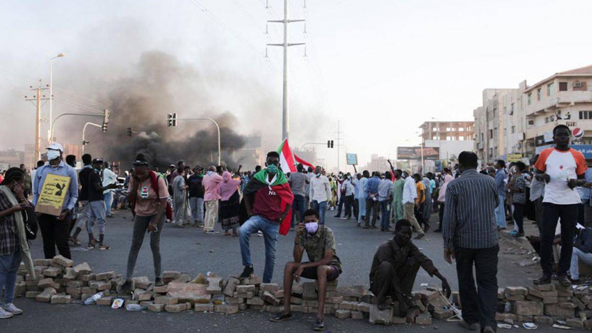 Sudan'da askeri yönetim karşıtı gösterilerde ölenlerin sayısı 48’e yükseldi