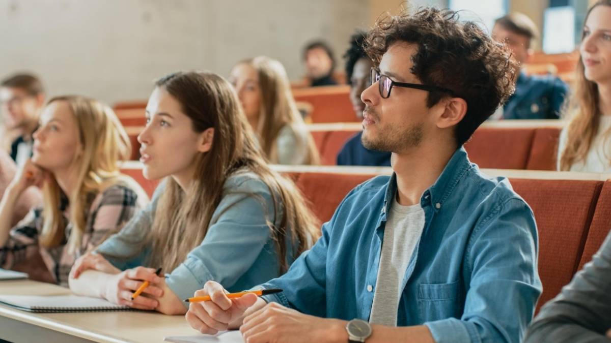Prof. Dr. Fuat Sezgin burs başvuru ne zaman? Prof. Dr. Fuat Sezgin bursu üniversite öğrencilerine verilecek mi?