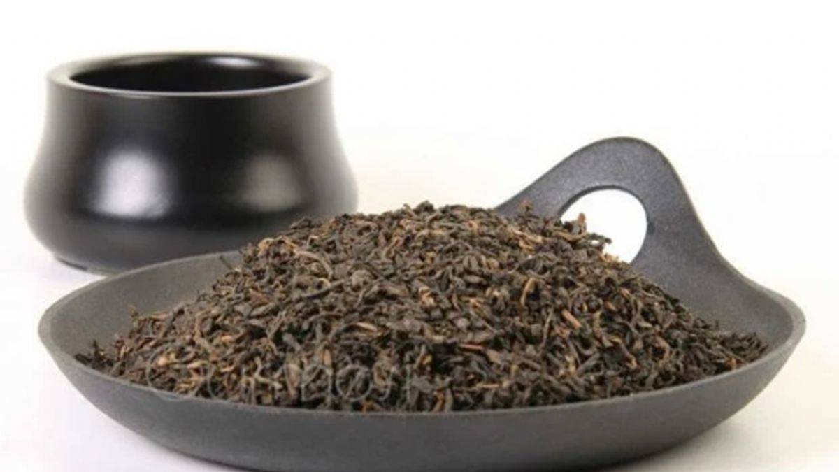 Çayı tavada kavurarak dumanını çıkartırsanız...