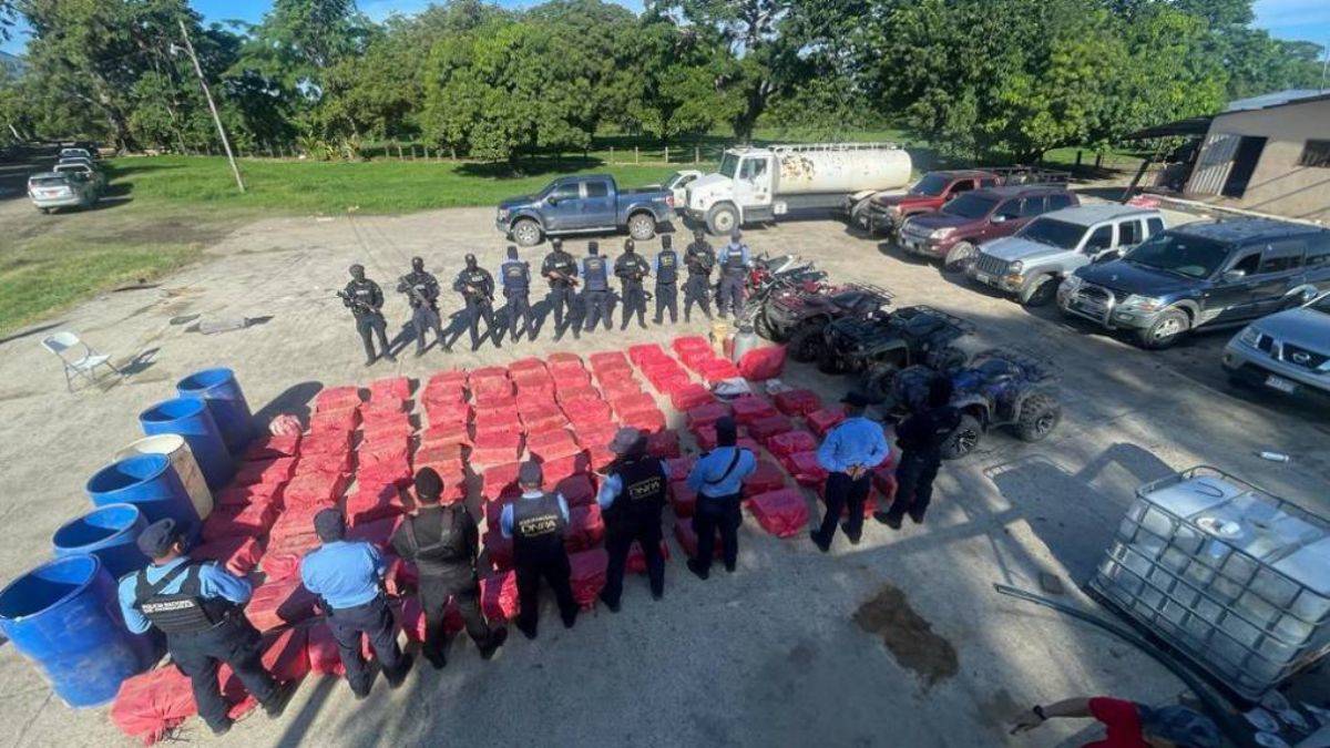Honduras polisi 2021'de 10 ton kokain ele geçirdi